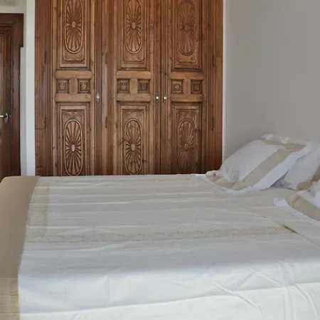 Carmen Bed & Breakfast 3*