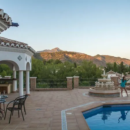 Bed & Breakfast Carmen Frigiliana